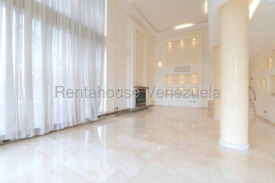 Casa (Multipes Niveles) en Venta en Las Marias, Distrito Metropolitano - 23