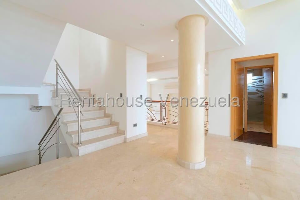 Casa (Multipes Niveles) en Venta en Las Marias, Distrito Metropolitano - 30