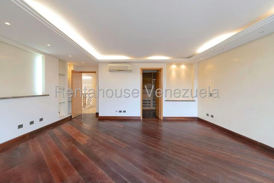 Casa (Multipes Niveles) en Venta en Las Marias, Distrito Metropolitano - 33