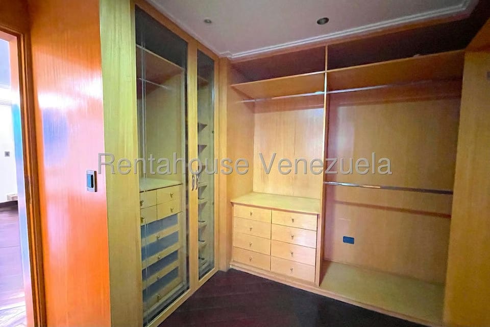 Casa (Multipes Niveles) en Venta en Las Marias, Distrito Metropolitano - 35