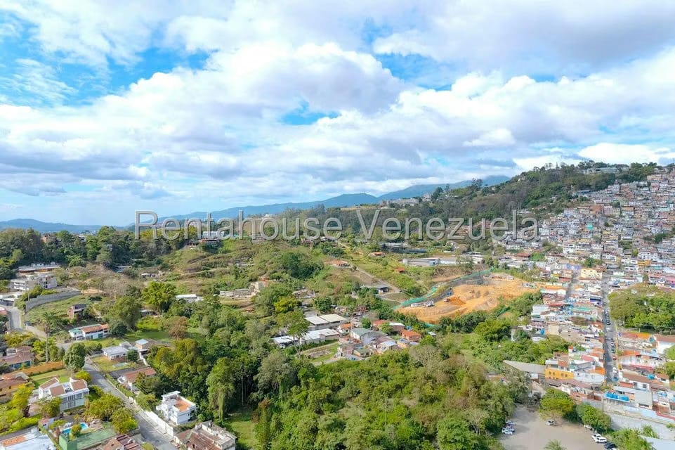 Casa (Multipes Niveles) en Venta en Las Marias, Distrito Metropolitano - 77