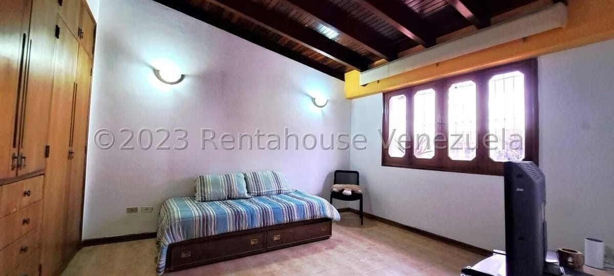 Casa (1 Nivel) en Venta en Los Samanes, Distrito Metropolitano - 24