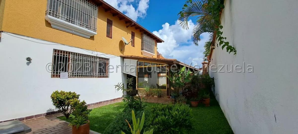 Casa (1 Nivel) en Venta en Los Samanes, Distrito Metropolitano - 8