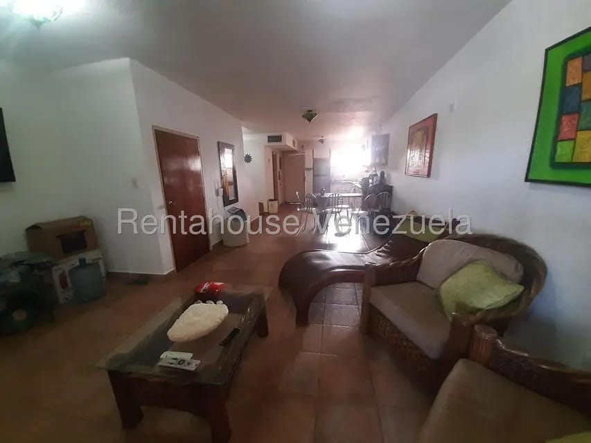 Townhouse (Multiples Niveles) en Venta en Puerto Encantado, Miranda - 2