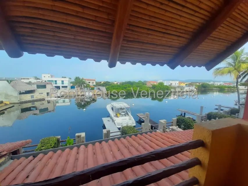 Townhouse (Multiples Niveles) en Venta en Puerto Encantado, Miranda - 14