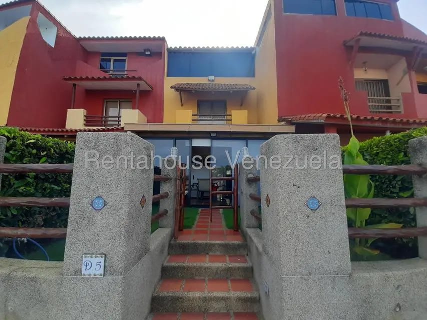 Townhouse (Multiples Niveles) en Venta en Puerto Encantado, Miranda - 34