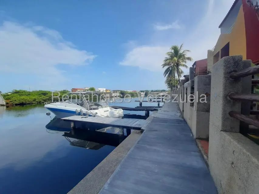 Townhouse (Multiples Niveles) en Venta en Puerto Encantado, Miranda - 35