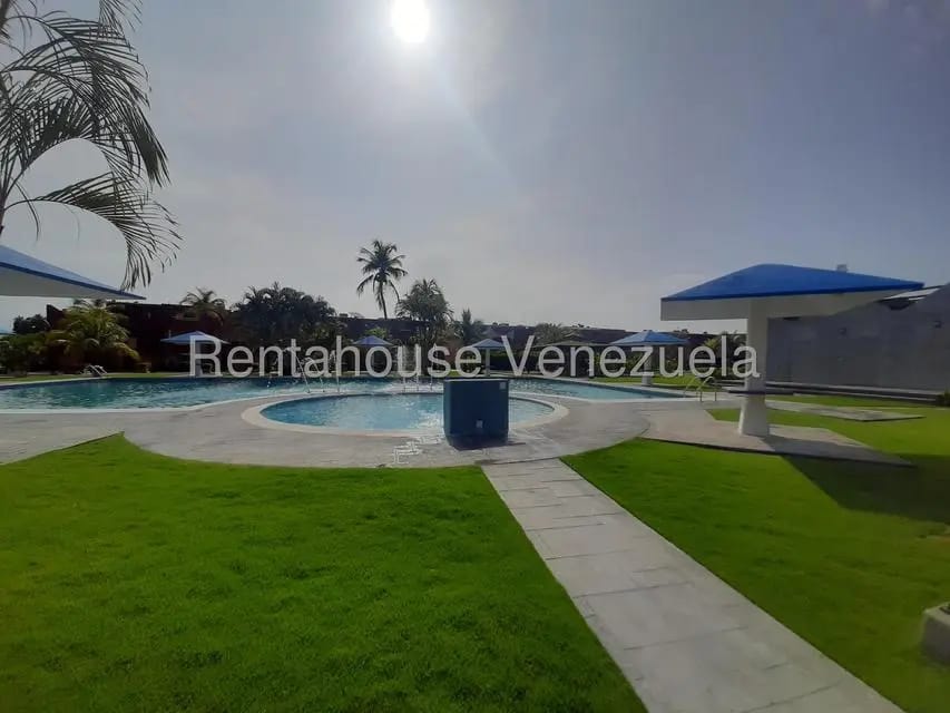 Townhouse (Multiples Niveles) en Venta en Puerto Encantado, Miranda - 41