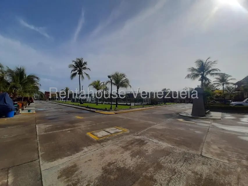 Townhouse (Multiples Niveles) en Venta en Puerto Encantado, Miranda - 48