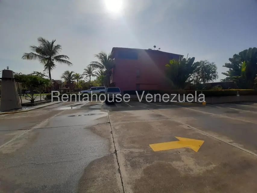 Townhouse (Multiples Niveles) en Venta en Puerto Encantado, Miranda - 49
