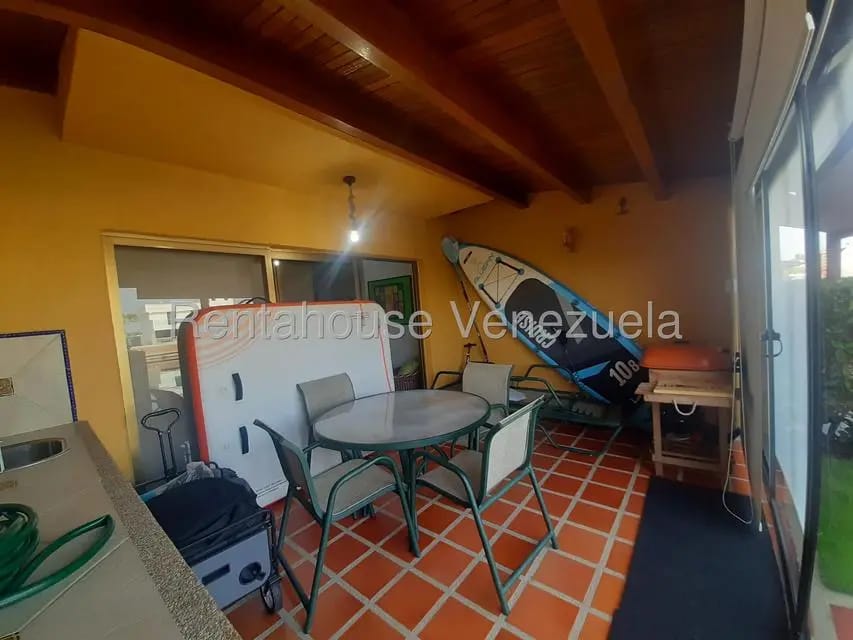 Townhouse (Multiples Niveles) en Venta en Puerto Encantado, Miranda - 8