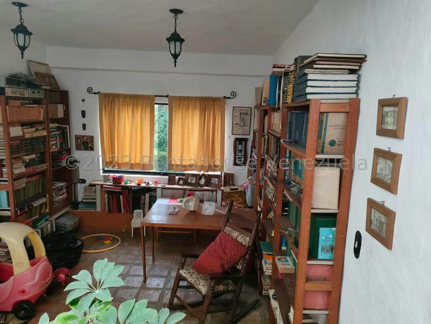 Townhouse (Multiples Niveles) en Venta en La Union, Distrito Metropolitano - 13