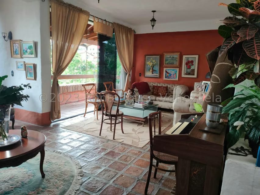 Townhouse (Multiples Niveles) en Venta en La Union, Distrito Metropolitano - 3