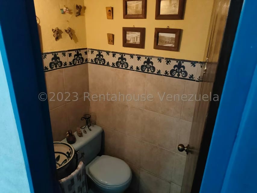 Townhouse (Multiples Niveles) en Venta en La Union, Distrito Metropolitano - 23