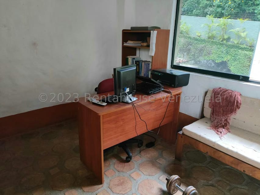 Townhouse (Multiples Niveles) en Venta en La Union, Distrito Metropolitano - 44