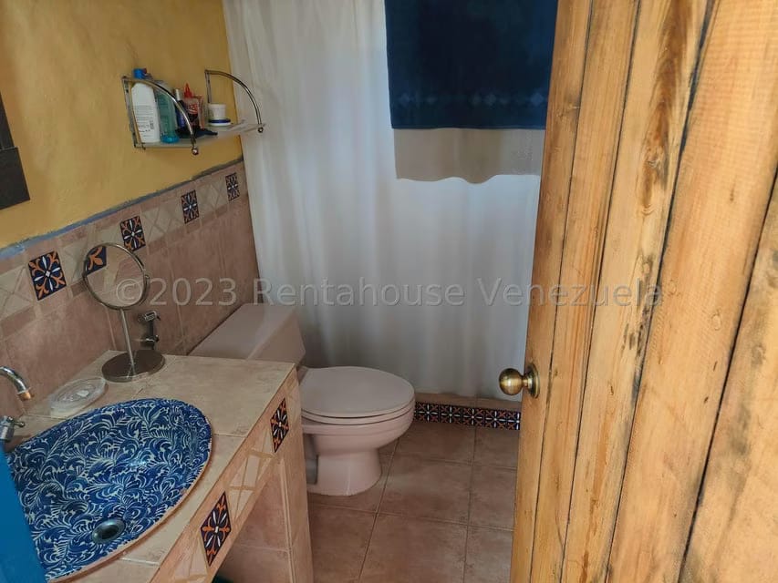 Townhouse (Multiples Niveles) en Venta en La Union, Distrito Metropolitano - 46