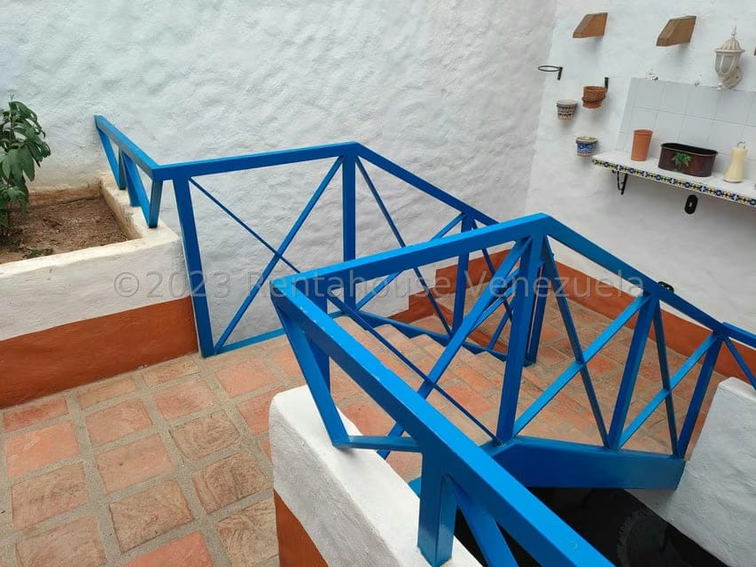Townhouse (Multiples Niveles) en Venta en La Union, Distrito Metropolitano - 51