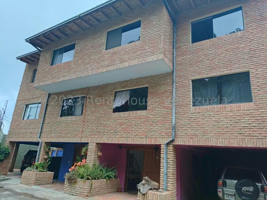 Townhouse (Multiples Niveles) en Venta en La Union, Distrito Metropolitano - 54