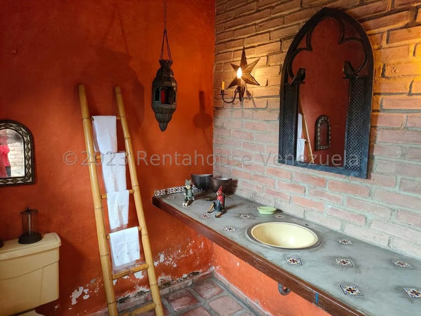 Townhouse (Multiples Niveles) en Venta en La Union, Distrito Metropolitano - 8