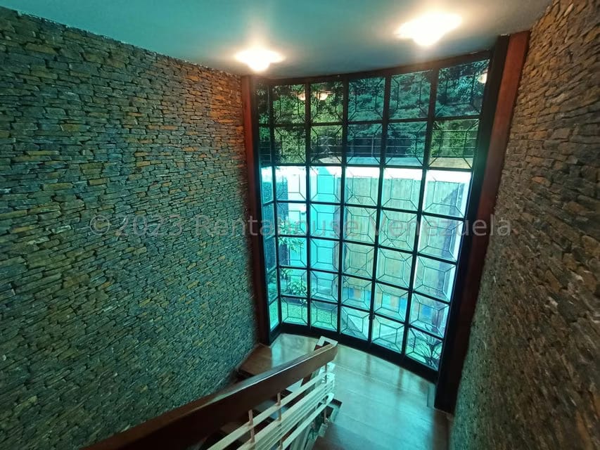 Casa (Duplex) en Venta en Alto Hatillo, Distrito Metropolitano - 17