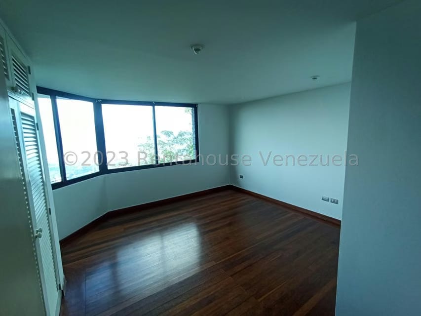 Casa (Duplex) en Venta en Alto Hatillo, Distrito Metropolitano - 33