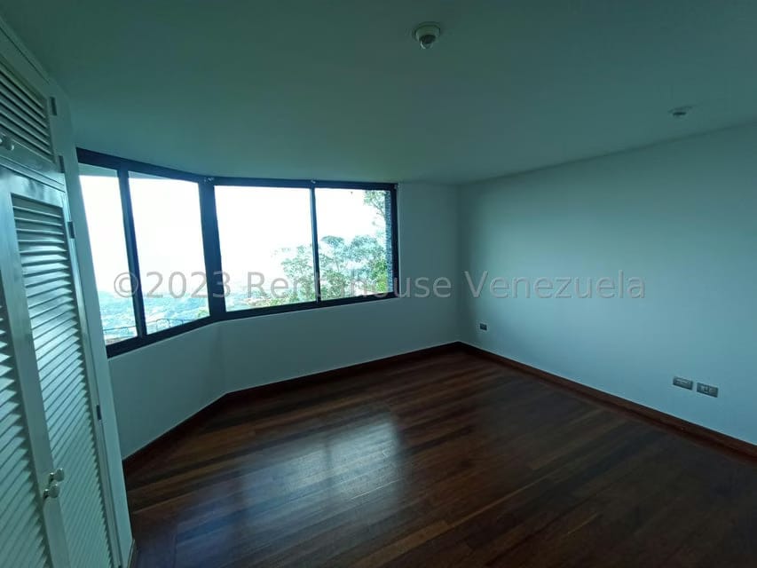 Casa (Duplex) en Venta en Alto Hatillo, Distrito Metropolitano - 34