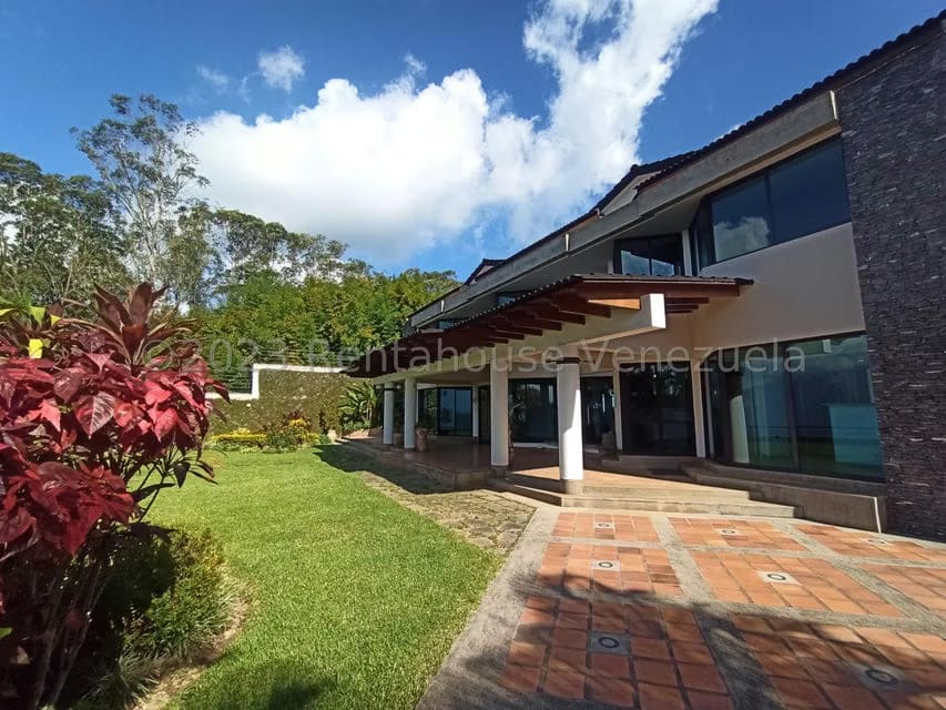 Casa (Duplex) en Venta en Alto Hatillo, Distrito Metropolitano - 59