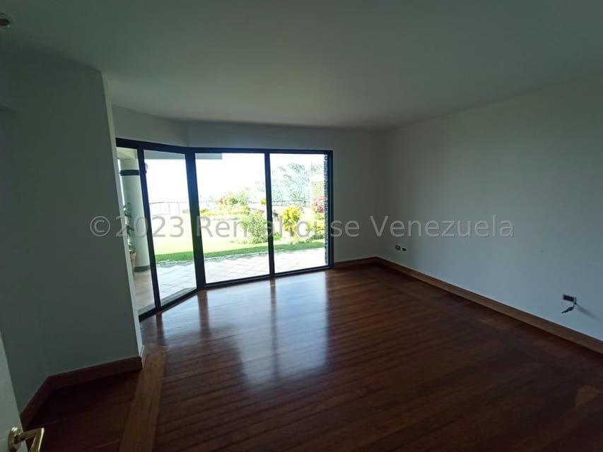 Casa (Duplex) en Venta en Alto Hatillo, Distrito Metropolitano - 9