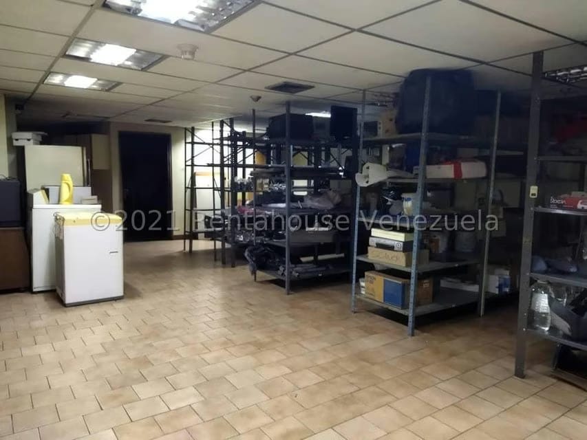 Comercial (Local Comercial) en Venta en San Martin, Distrito Metropolitano - 14