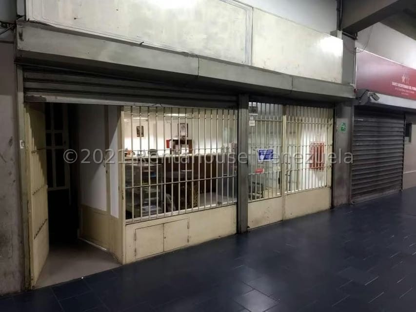 Comercial (Local Comercial) en Venta en San Martin, Distrito Metropolitano - 4