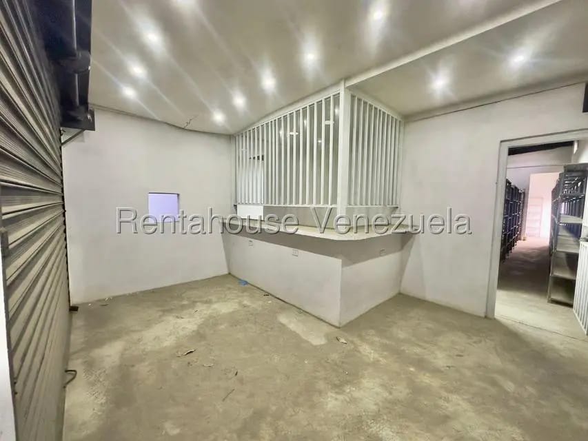 Comercial (Local Comercial) en Alquiler en Zona Oeste, Lara - 7