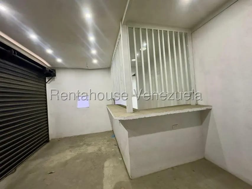 Comercial (Local Comercial) en Alquiler en Zona Oeste, Lara - 9