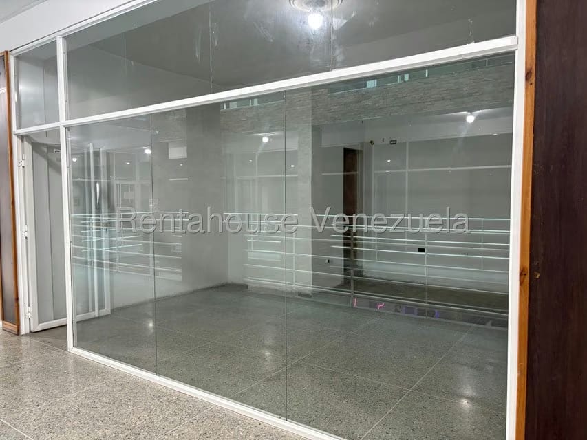 Comercial (Local Comercial) en Alquiler en Parroquia Juan de Villegas, Lara