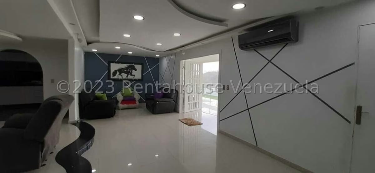 Casa (Multipes Niveles) en Venta en Club de Campo, Miranda - 11