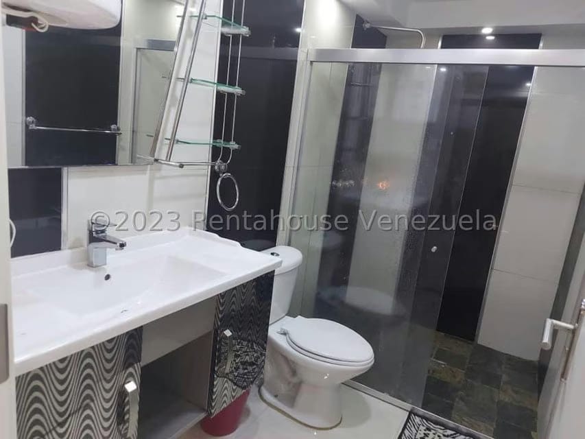 Casa (Multipes Niveles) en Venta en Club de Campo, Miranda - 13