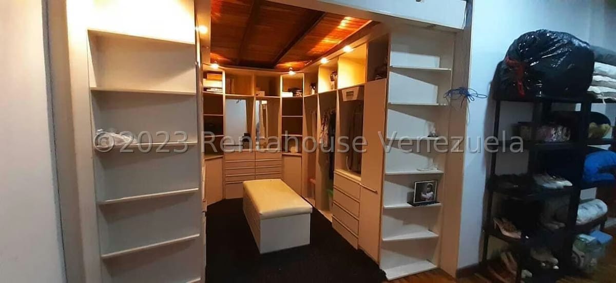 Casa (Multipes Niveles) en Venta en Club de Campo, Miranda - 23