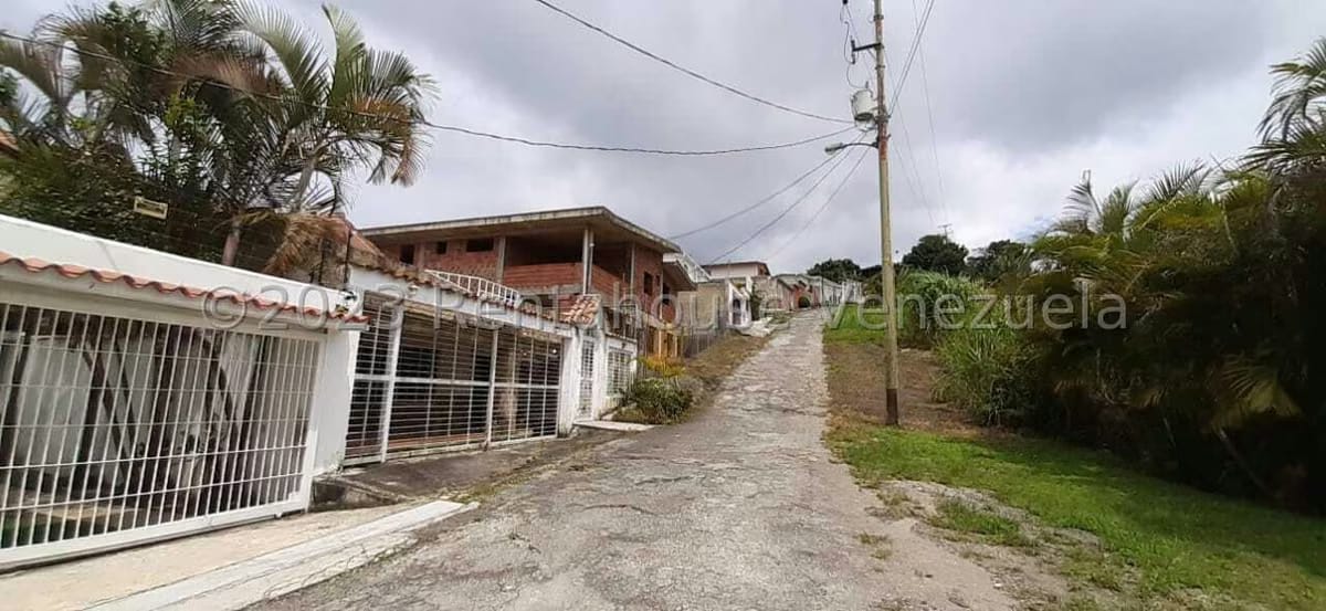 Casa (Multipes Niveles) en Venta en Club de Campo, Miranda - 40