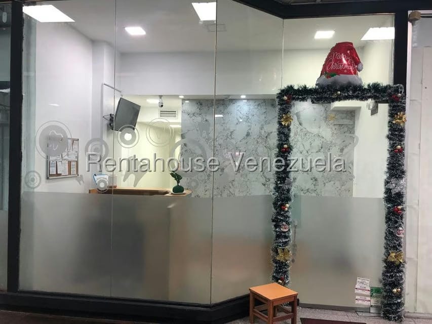 Comercial (Consultorio Medico) en Alquiler en El Cafetal, Distrito Metropolitano