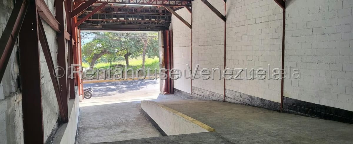Comercial (Galpon - Deposito) en Alquiler en La Yaguara, Distrito Metropolitano - 18