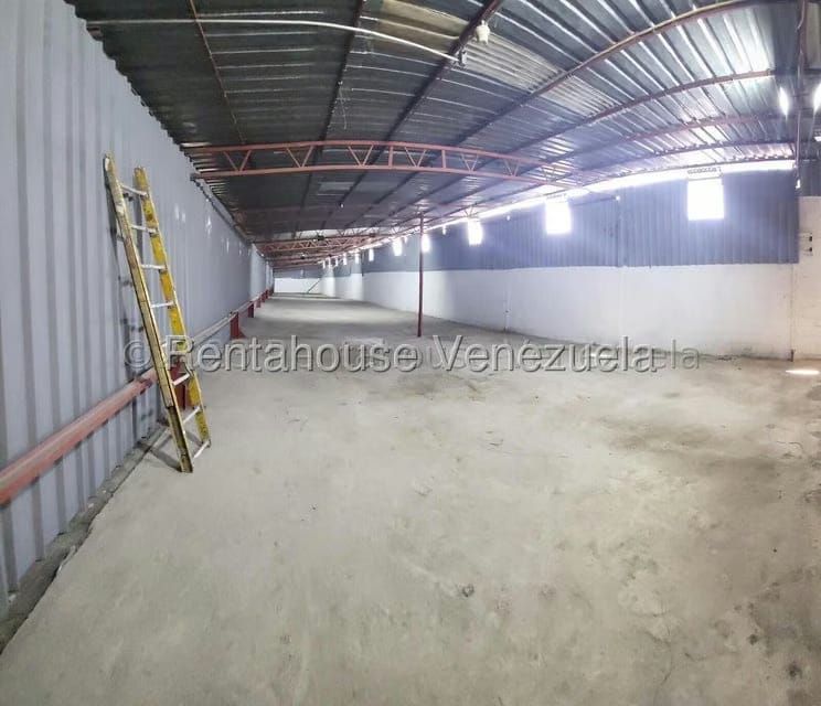 Comercial (Galpon - Deposito) en Alquiler en La Yaguara, Distrito Metropolitano - 32