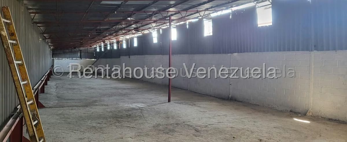 Comercial (Galpon - Deposito) en Alquiler en La Yaguara, Distrito Metropolitano - 35