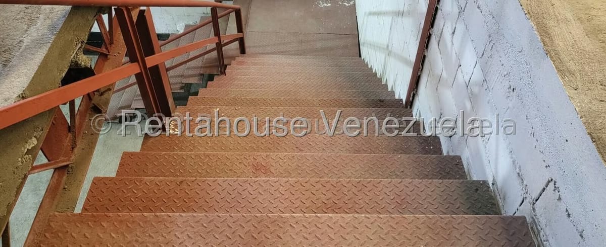 Comercial (Galpon - Deposito) en Alquiler en La Yaguara, Distrito Metropolitano - 36