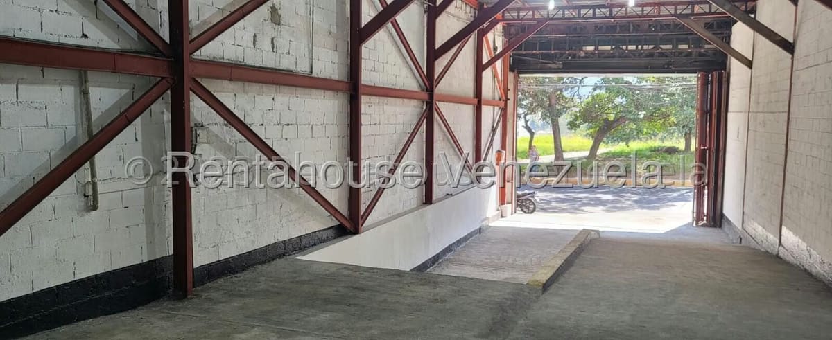 Comercial (Galpon - Deposito) en Alquiler en La Yaguara, Distrito Metropolitano - 37