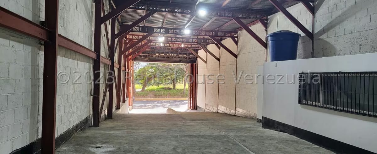 Comercial (Galpon - Deposito) en Alquiler en La Yaguara, Distrito Metropolitano - 49
