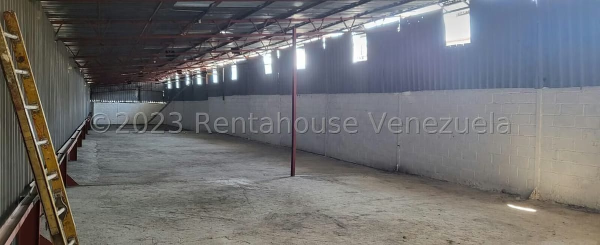 Comercial (Galpon - Deposito) en Alquiler en La Yaguara, Distrito Metropolitano - 71