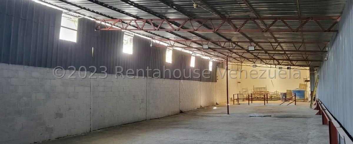 Comercial (Galpon - Deposito) en Alquiler en La Yaguara, Distrito Metropolitano - 80