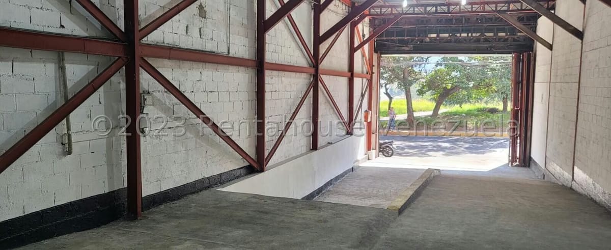 Comercial (Galpon - Deposito) en Alquiler en La Yaguara, Distrito Metropolitano - 88