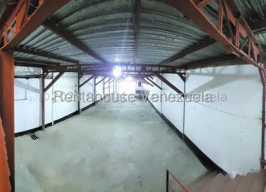 Comercial (Galpon - Deposito) en Alquiler en La Yaguara, Distrito Metropolitano - 10