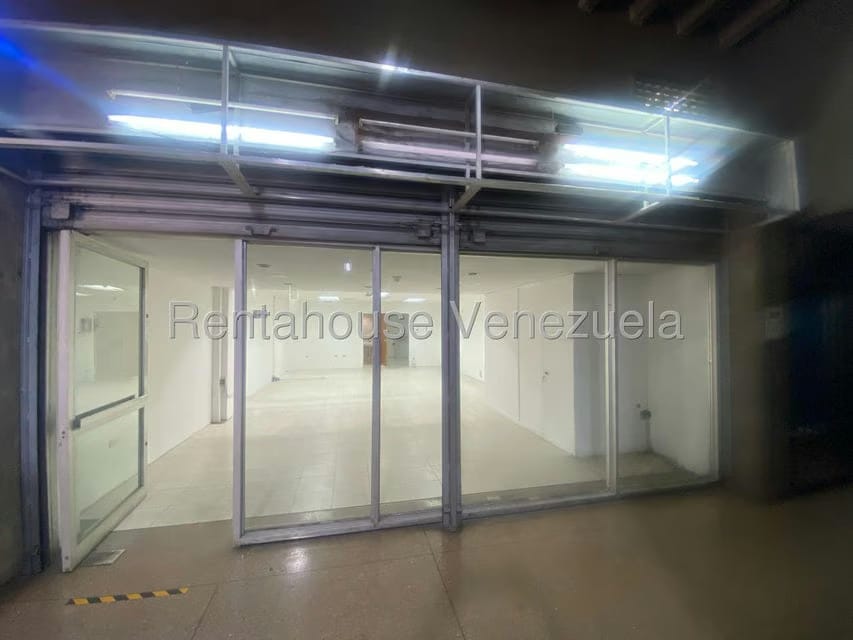 Comercial (Local Comercial) en Venta en Montalban I, Distrito Metropolitano