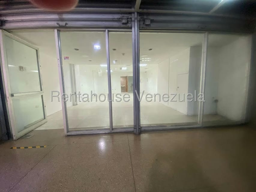 Comercial (Local Comercial) en Venta en Montalban I, Distrito Metropolitano - 8